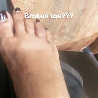 Cocoa Brown feet photo 6
