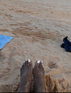 Cocoa Brown feet photo 7