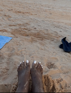 Cocoa Brown feet photo 6