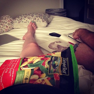 Coeur de pirate feet photo 7