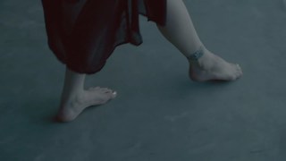 Coeur de pirate feet photo 18