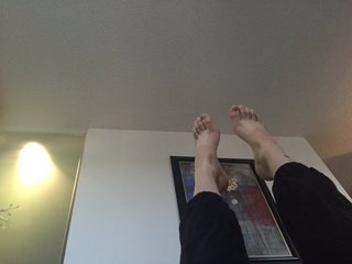 Coeur de pirate feet photo 6
