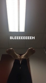 Coeur de pirate feet photo 19