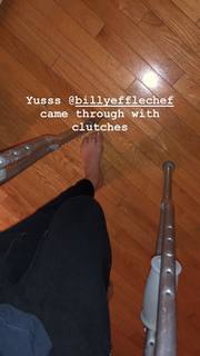 Coeur de pirate feet photo 6