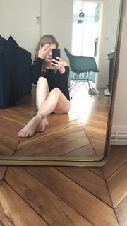 Coeur de pirate feet photo 19