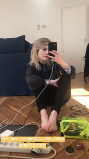 Coeur de pirate feet photo 11