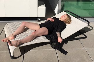 Coeur de pirate feet photo 14
