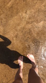 Coeur de pirate feet photo 20