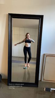 Coeur de pirate feet photo 6