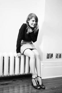 Coeur de pirate feet photo 2