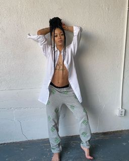 Coi Leray feet photo thumbnail