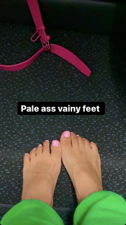 Coi Leray feet photo thumbnail