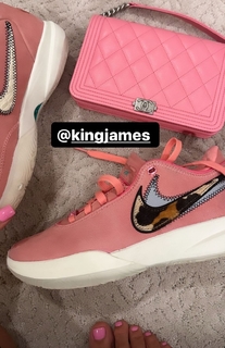 Coi Leray feet photo thumbnail