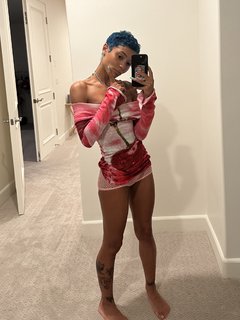 Coi Leray feet photo thumbnail