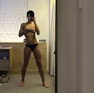 Coi Leray feet photo thumbnail