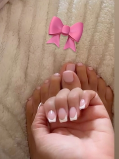 Coi Leray feet photo thumbnail