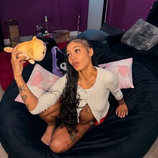 Coi Leray feet photo thumbnail