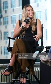 Colbie Caillat feet photo thumbnail