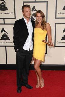 Colbie Caillat feet photo thumbnail