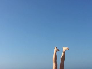 Colby Minifie feet photo thumbnail