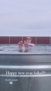 Colby Minifie feet photo thumbnail