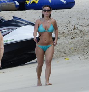Coleen Rooney feet photo thumbnail