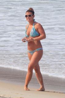 Coleen Rooney feet photo thumbnail