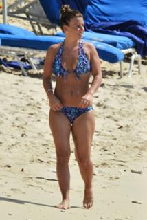 Coleen Rooney feet photo thumbnail