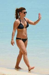 Coleen Rooney feet photo thumbnail