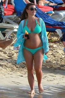Coleen Rooney feet photo thumbnail