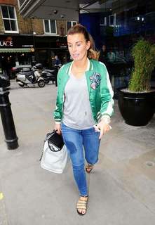 Coleen Rooney feet photo thumbnail