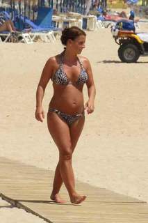 Coleen Rooney feet photo thumbnail