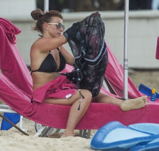 Coleen Rooney feet photo thumbnail