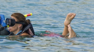 Coleen Rooney feet photo thumbnail