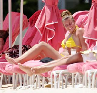 Coleen Rooney feet photo thumbnail