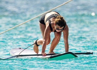 Coleen Rooney feet photo thumbnail