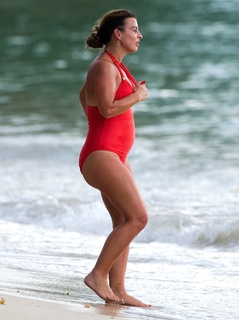 Coleen Rooney feet photo thumbnail