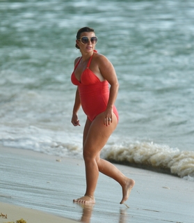 Coleen Rooney feet photo thumbnail