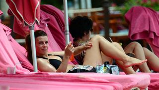 Coleen Rooney feet photo thumbnail