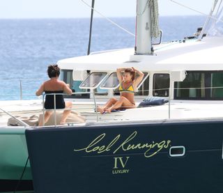 Coleen Rooney feet photo thumbnail