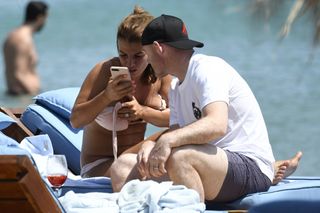 Coleen Rooney feet photo thumbnail
