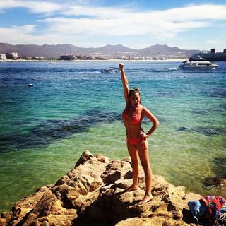 Colleen Ballinger feet photo thumbnail