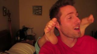 Colleen Ballinger feet photo thumbnail