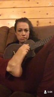 Colleen Ballinger feet photo thumbnail