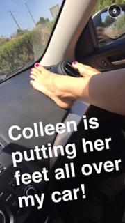 Colleen Ballinger feet photo thumbnail