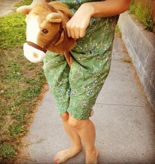 Colleen Ballinger feet photo thumbnail