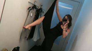 Colleen Ballinger feet photo thumbnail