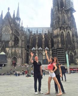 Colleen Ballinger feet photo thumbnail