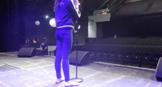 Colleen Ballinger feet photo thumbnail