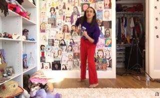 Colleen Ballinger feet photo thumbnail